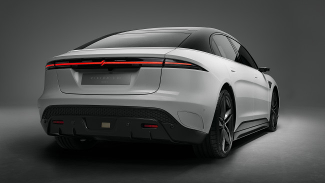 Обои картинки фото автомобили, sony, vision, s01, новый, электрический, вид, сзади