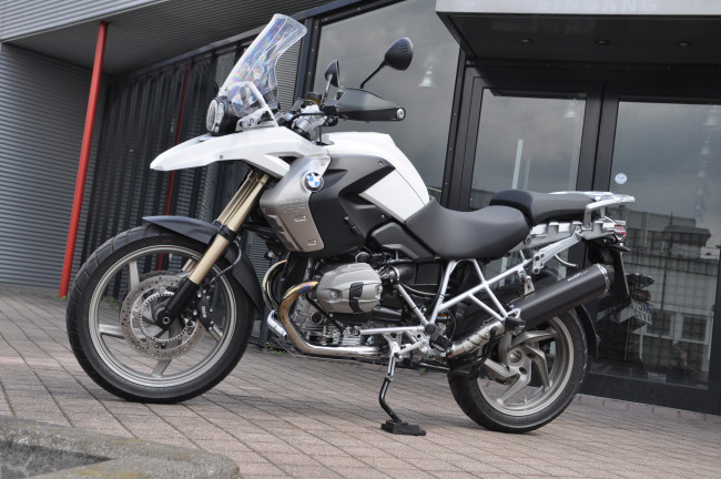 Обои картинки фото мотоциклы, bmw