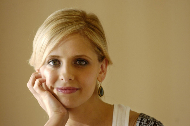 Обои картинки фото девушки, sarah michelle gellar, актриса, блондинка, лицо