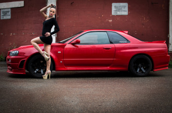 Картинка девушка+и+авто автомобили -авто+с+девушками девушка женщина брюнетка темноволосая сексуальная модель звезда позирует разная обувь верхняя стильная одежда нижнее эротическое бельё трусы лифчик колготки чулки аксессуары макияж и множество элементов на фотографии