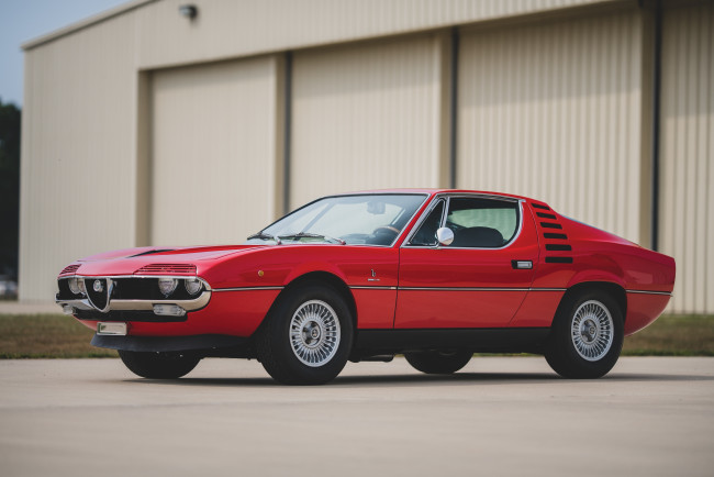 Обои картинки фото автомобили, alfa romeo, 1971, alfa, romeo, montreal, sports, car
