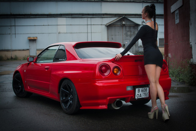 Обои картинки фото девушка и авто, автомобили, -авто с девушками, девушка, женщина, брюнетка, темноволосая, сексуальная, модель, звезда, позирует, разная, обувь, верхняя, стильная, одежда, нижнее, эротическое, бельё, трусы, лифчик, колготки, чулки, аксессуары, макияж, и, множество, элементов, на, фотографии