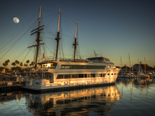 Картинка корабли теплоходы