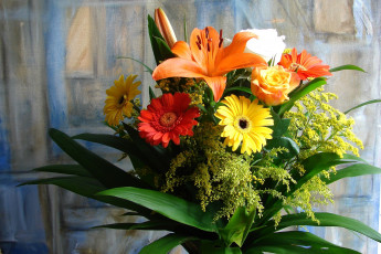 Картинка цветы букеты композиции холст лилии розы герберы