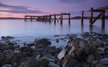 Картинка природа реки озера камни озеро сваи