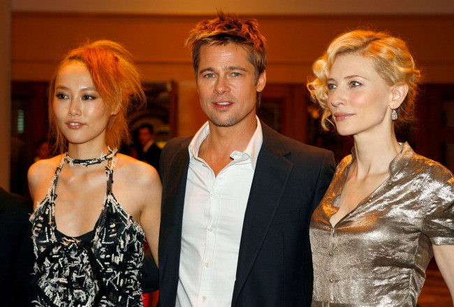 Обои картинки фото brad, pitt, and, cate, blanchett, разное, знаменитости, брэд, питт, кейт, бланшет