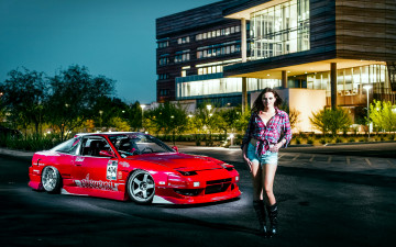 Картинка автомобили авто+с+девушками сапоги красный nissan шорты