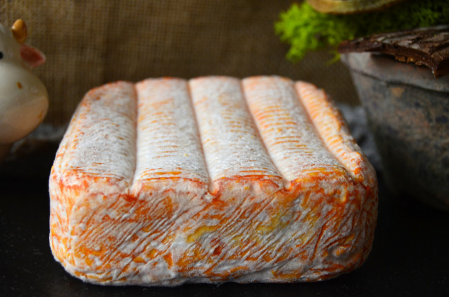 Обои картинки фото fromage des vosges, еда, сырные изделия, сыр