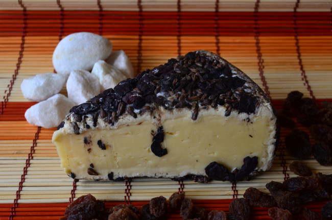 Обои картинки фото tomme au marc, еда, сырные изделия, сыр