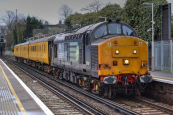 Картинка техника поезда рельсы локомотив состав