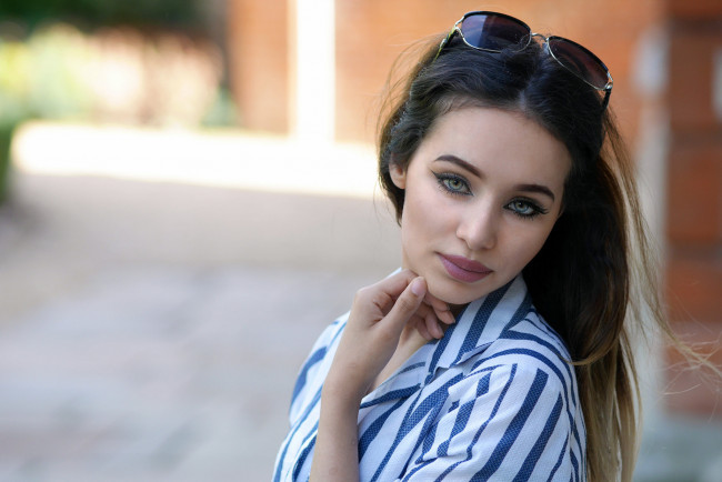 Обои картинки фото девушки, -unsort , лица,  портреты, лицо, взгляд