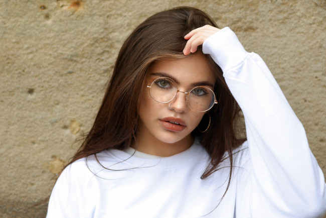 Обои картинки фото девушки, -unsort , лица,  портреты, взгляд, лицо