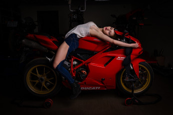 Картинка мотоциклы мото+с+девушкой мото девушка