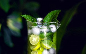 Картинка еда напитки +коктейль мята коктейль лимон