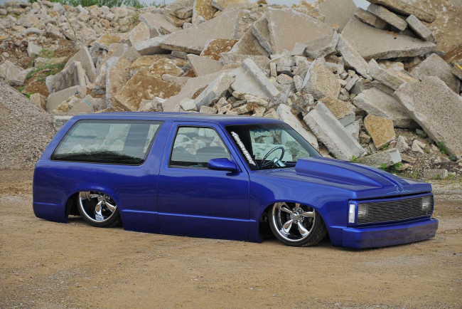 Обои картинки фото автомобили, custom 3-5dr,  off-road, gmc