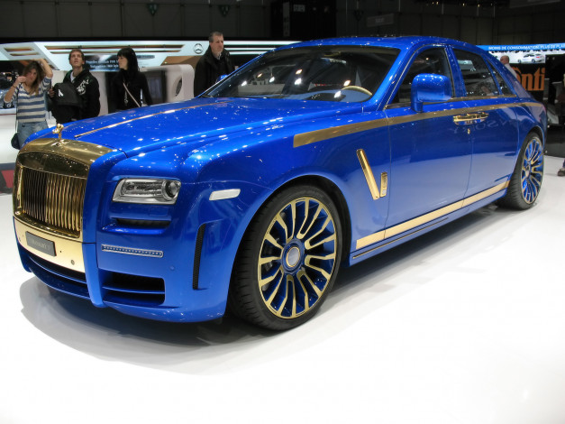 Обои картинки фото 2010, mansory, rolls, royce, ghost, автомобили, выставки, уличные, фото