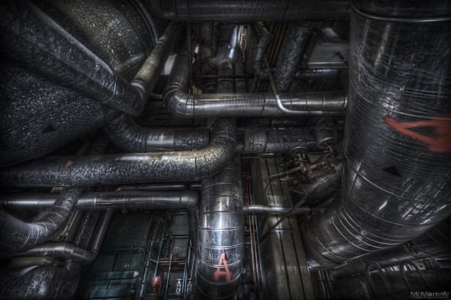 Обои картинки фото разное, строительные, инструменты, запчасти, механизмы, завод, трубы