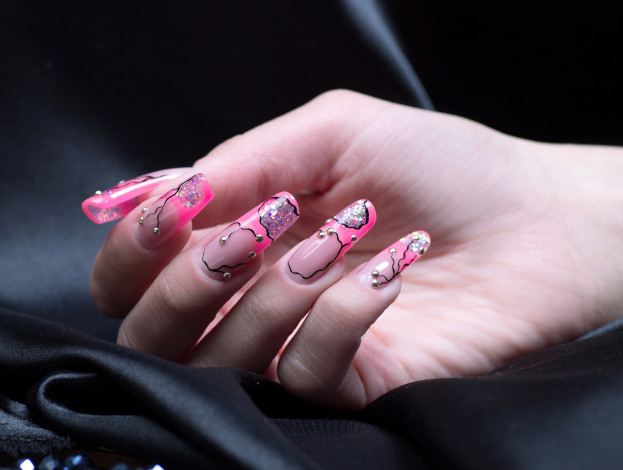 Обои картинки фото разное, руки, рука, маникюр