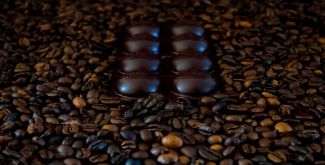 Обои картинки фото еда, кофе,  кофейные зёрна, зёрна, шоколад