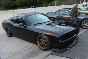 Картинка dodge автомобили выставки+и+уличные+фото черный challenger