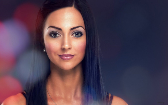 Обои картинки фото девушки, -unsort , лица,  портреты, брюнетка, улыбка, лицо