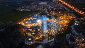 обоя отель на месте заброшенного карьера,  в 35 км от шанхая,  китай, города, шанхай , китай, отель, на, месте, заброшенного, карьера, шанхай