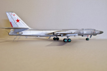 Картинка авиация боевые+самолёты ту16 стратегический бомбардировщик мoдeль вoeнная