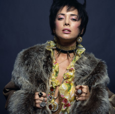 Картинка музыка жанна фриске мех кольца кулоны перстни цепи шипы ошейник