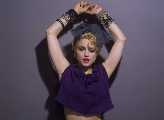 Обои картинки фото madonna, музыка, продюсер, поэт, музыкант, певица, сша, танцовщица, композитор, актриса, писательница, режиссёр