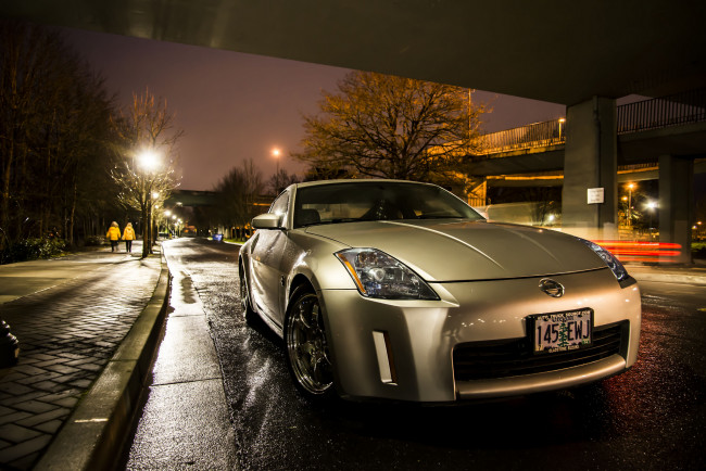 Обои картинки фото автомобили, nissan, datsun, улица, ночь, авто