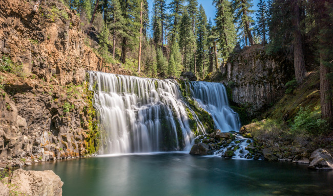 Обои картинки фото природа, водопады, река, водопад, лес