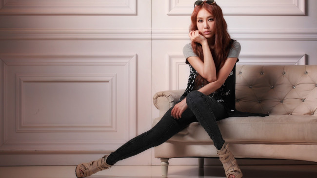 Обои картинки фото девушки, -unsort , азиатки, фон, взгляд, девушка