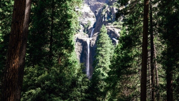 Картинка природа водопады горы водопад