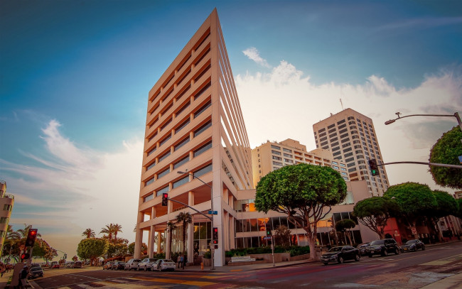 Обои картинки фото санта-моника,  лос-анджелес,  сша,  калифорния, города, - здания,  дома, лето, закат, округ, лос-анджелес, штат, калифорния, перекресток, сша