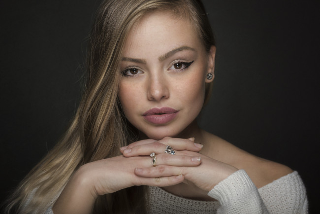 Обои картинки фото девушка, девушки, -unsort , лица,  портреты, модель