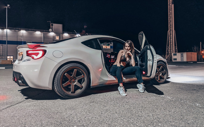 Обои картинки фото автомобили, -авто с девушками, toyota, gt86, hachiroku