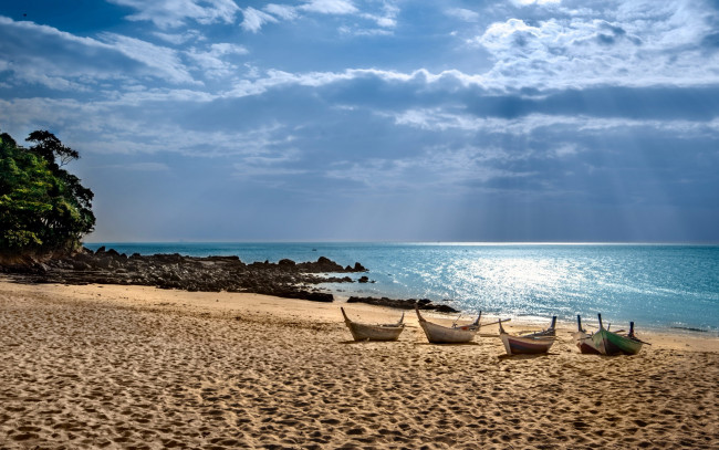 Обои картинки фото корабли, лодки,  шлюпки, море, пляж, песок, закат