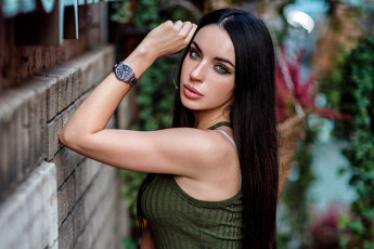 обоя darina rogacheva, девушки, дарина рогачева, darina, rogacheva, дарина, рогачёва, девушка, брюнетка, модель, поза, стройная, сексуальная, флирт