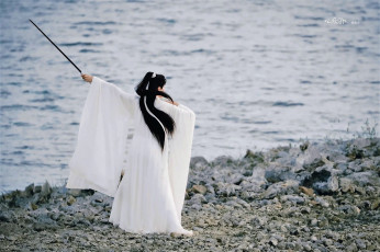 Картинка tgcf+ heaven+officials+blessing кино+фильмы -unknown+ другое се лянь меч галька река