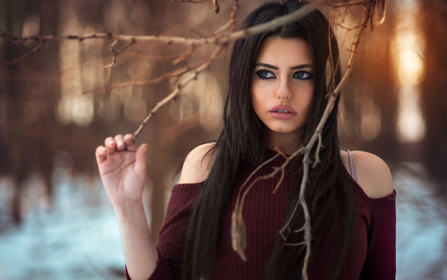 Обои картинки фото marianna bafiti, девушки, marianna, bafiti, девушка, макияж, модель, брюнетка, поза, стройная, сексуальная, флирт