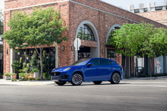 Картинка автомобили maserati