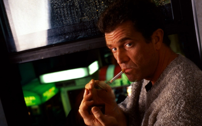 Обои картинки фото мужчины, mel gibson, актер, лицо, сигарета