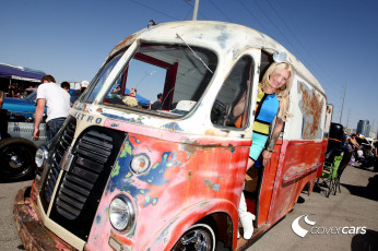 Картинка автомобили авто девушками