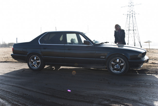 Обои картинки фото автомобили, авто, девушками