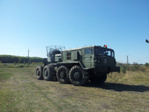 Картинка ураган техника военная маз