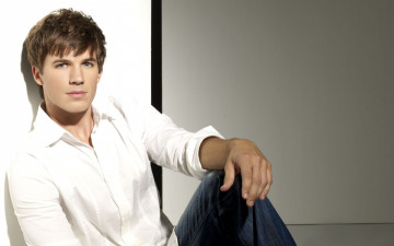 Картинка мужчины matt lanter угол рубашка улыбка