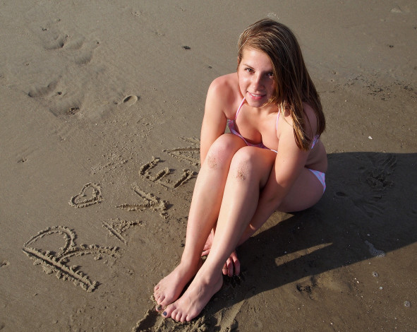 Обои картинки фото -Unsort Блондинки, девушки, unsort, блондинки, песок