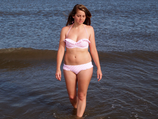 Обои картинки фото -Unsort Блондинки, девушки, unsort, блондинки, море, песок