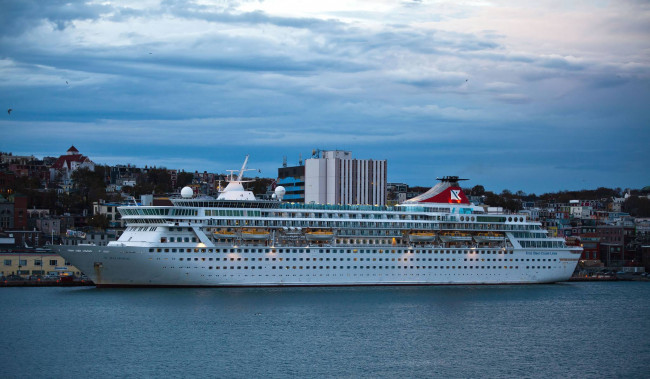 Обои картинки фото корабли, лайнеры, большой, круиз