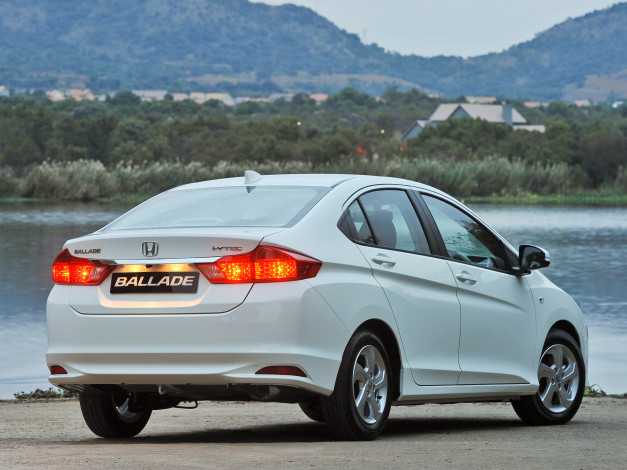 Обои картинки фото автомобили, honda, светлый, 2014, ballade